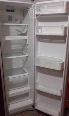 Refrigerador LG en excelentes condiciones