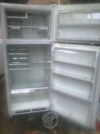 Refrigerador 12 pies cubicos color blanco