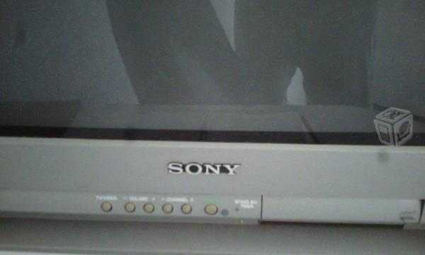 Televisor Sony Wega 21' Kv-21fv12/5