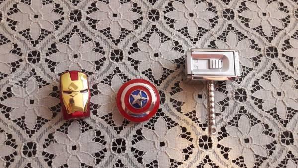 Memorias USB de los Avengers