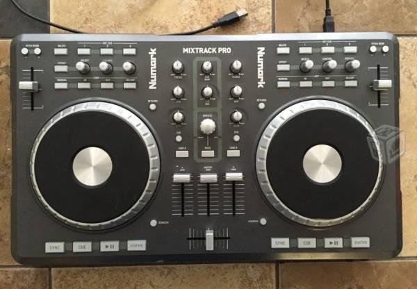 Numark Mixtrack Pro dj