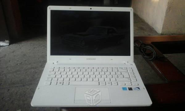 V/c excellente notebook samsung