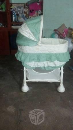 Cuna mesedora para bebe