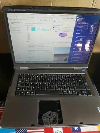 Elegante Laptop Gateway de 15.7 pulgadas