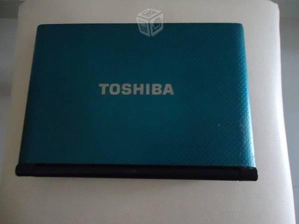 Mini laptop toshiba, 160 disco y 1giga en memoria