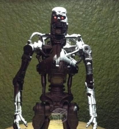 Figura T800 Terminator