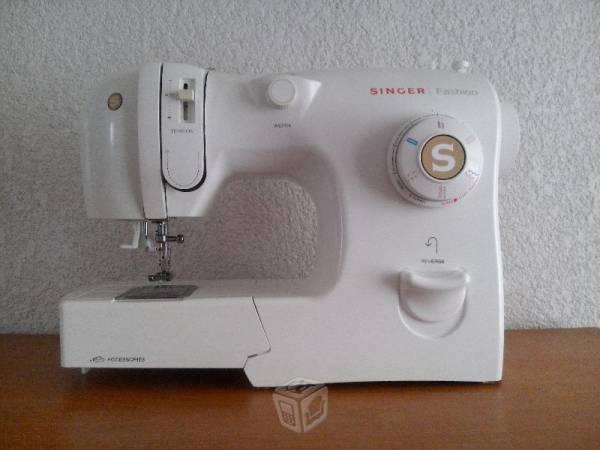 Máquina de coser nueva singer fashion