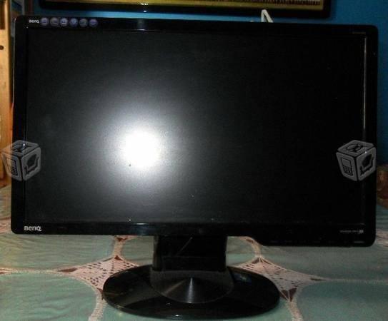 Pc armada 4 gb en ram monitor 18.5