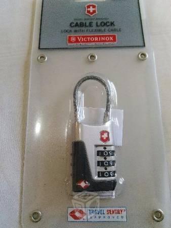 Candado VICTORINOX original nuevo