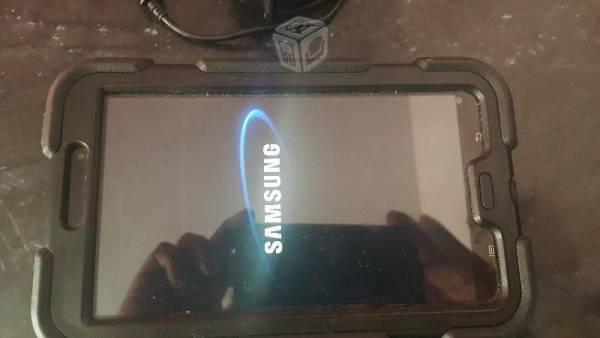 Tablet 7´´ Galaxy Tab 3 y funda Minie