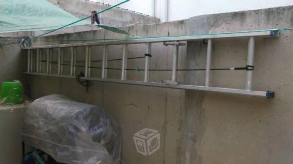 Escalera de aliminio extra larga