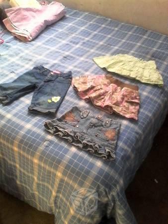 Lote de ropa de niño y niña