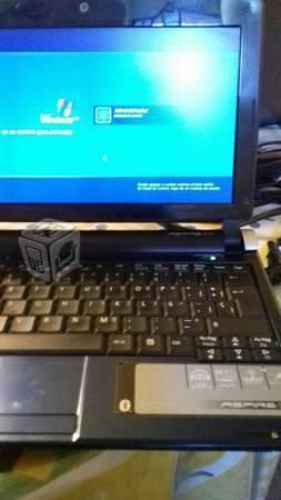 Laptop mini Acer, Pantalla 10 pulgadas