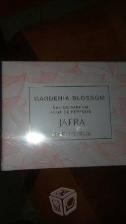 perfume gardenia blossom jafra nuevo