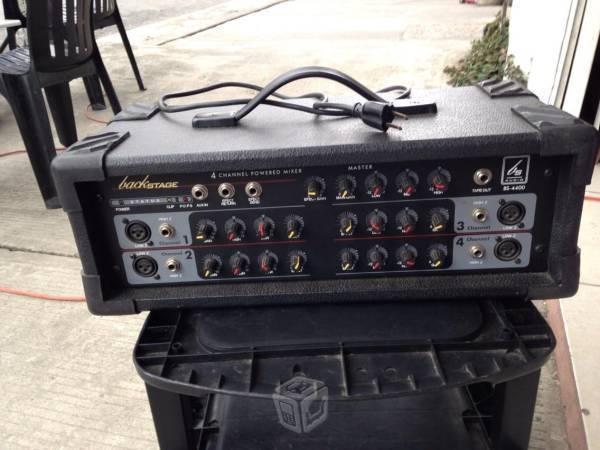 Consola amplificada backstage bs-440