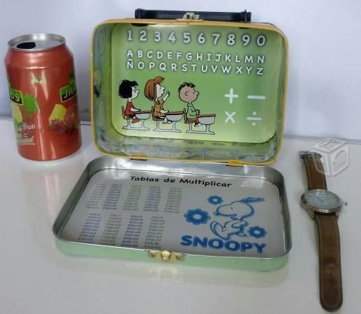 Lonchera y reloj SNOOPY