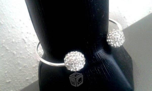 Hermoso brazalete de plata quintada nueva