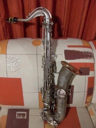 Saxofon melodico THE BUESCHER True-Tone vintage DO