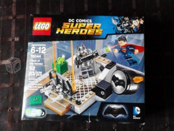 Lego 76044 Clash Of The Heroes Batman VS Superman