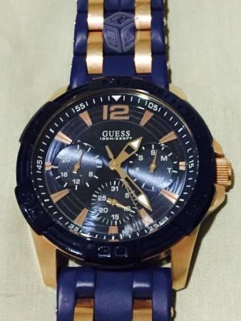 Reloj GUESS OASIS