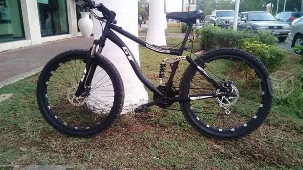 Bicicleta Mtb GT