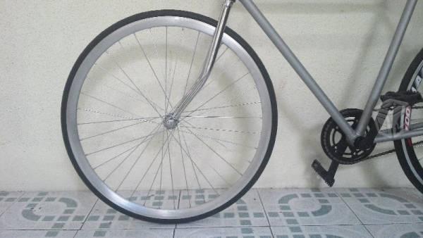 Bicicleta R-700-rueda libre freno contrapedal