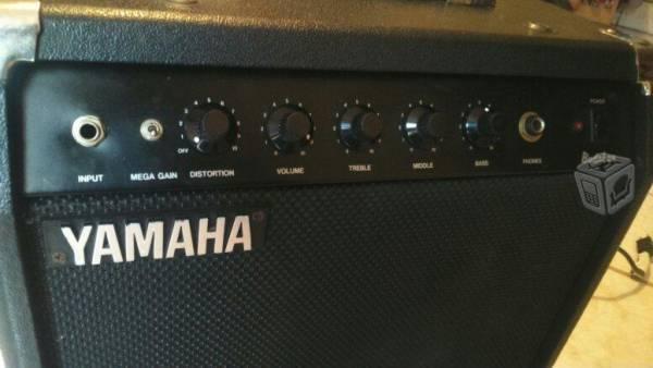 Amplificador para guitarra YAMAHA hy-20g