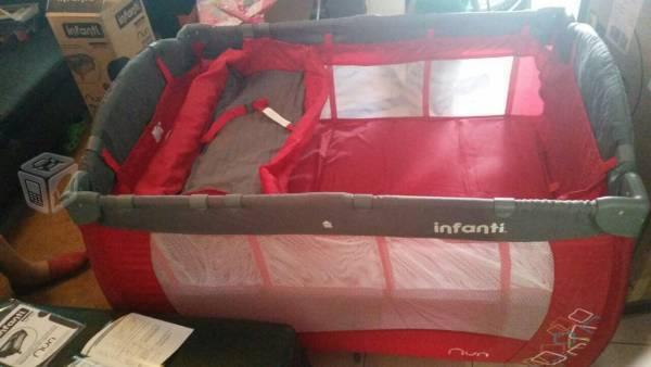 Se Vende Carriola, Porta Bebe y Corral Nuevos