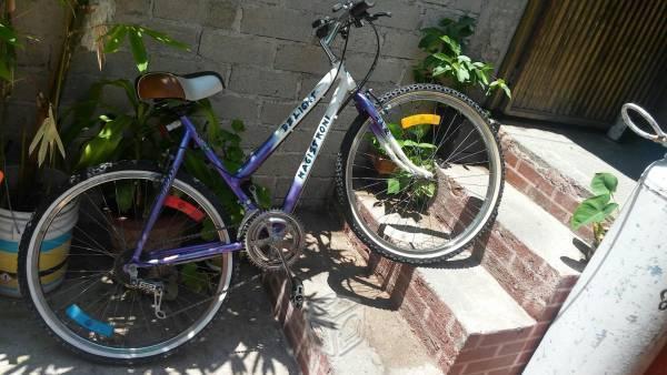 Vendo bonita bicicleta r.26