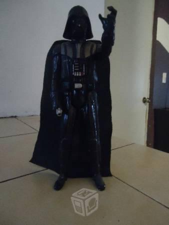 Figura colecionable de 30 cm. de Darth Vader