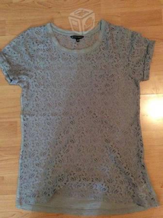 Blusa encaje gris