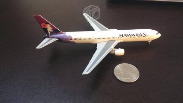 Avión Hawaiian Boeing 767-300 Geminijets 1:400