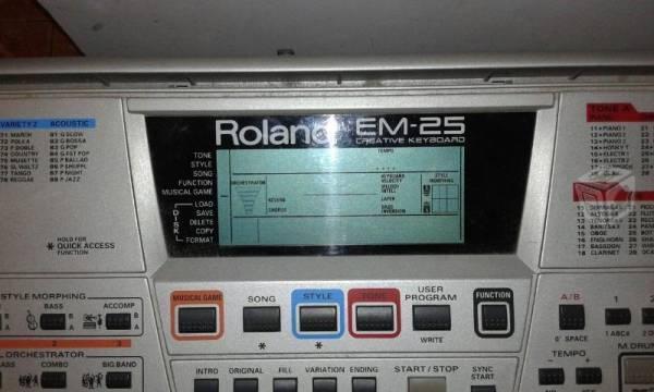 Roland modelo em-25 hecho en italia