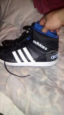 Tenis adidass