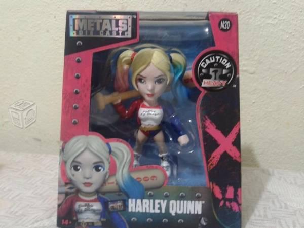 Harley Quinn Metals Jada Toys. Escuadron Suicida