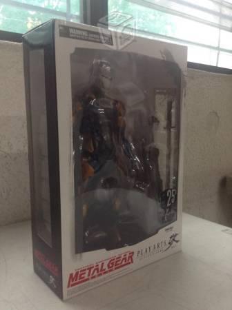 Gray fox metal gear play arts