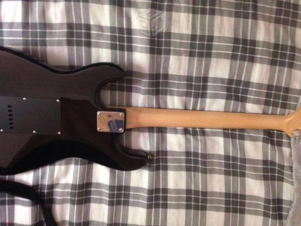 Squiere Fender Stratocaster