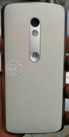 Moto x play