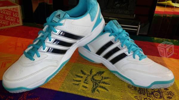 Tenis adidas original NUEVO