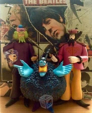 Lote de figuras beatle macfarlane