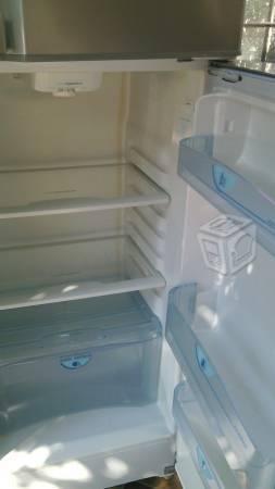 Refrigerador mabe plata