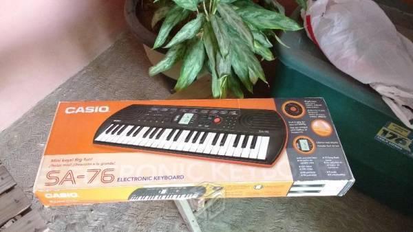 Teclado CASIO