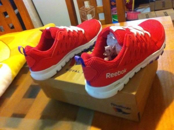 Tenis reebok talla 6