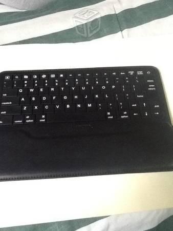 Teclado ipevo Bluetooth