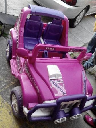 Camioneta electrica para niña
