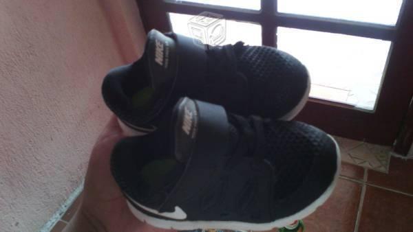 Tenis Nike niño