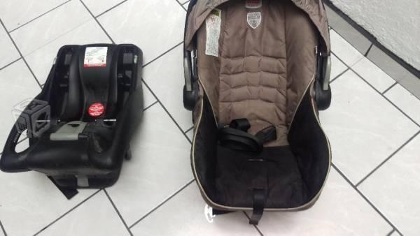 Carriola y portabebe britax