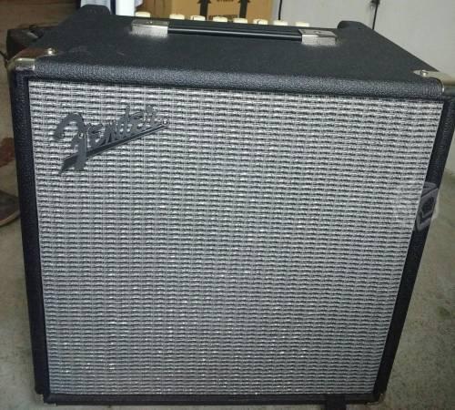 Amplificador para bajo FENDER 40watts