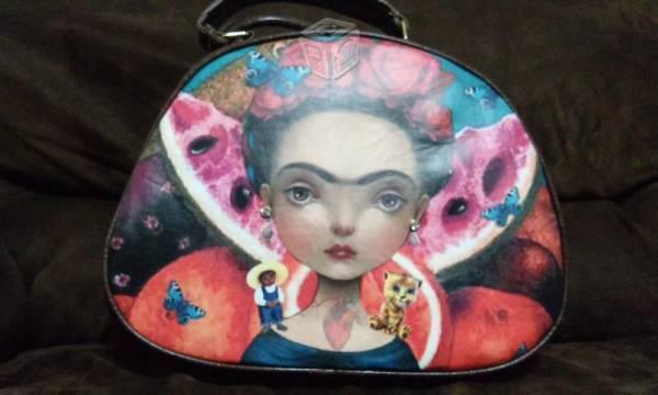 Bolsa con imagen de frida kahlo