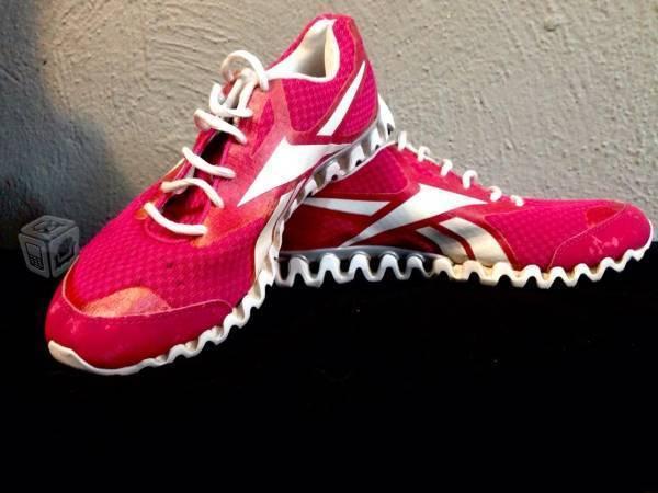 Tenis Reebok Zignano